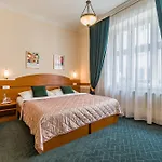 Arcus Garden Hotel