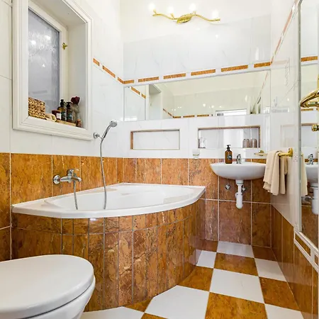 Hotel Arcus Garden 3*