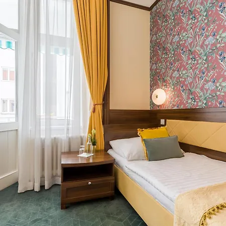 Arcus Garden 3* براتسيلافا