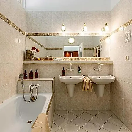 Arcus Garden 호텔