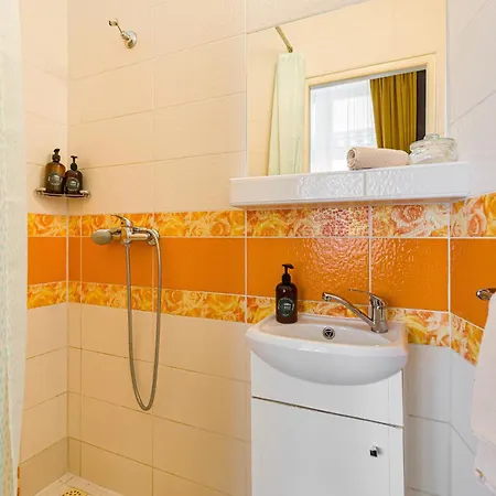 Arcus Garden Hotel